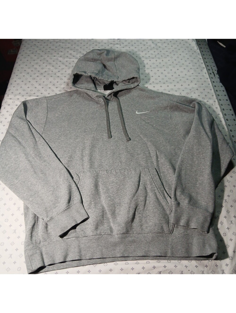 Nike Gray Pullover Hoodie Size Large Y2K Fairycore Grunge Retro Style